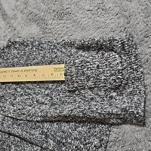 American Rag Cap Sleeve Cardigan Sweater Vest Grey Black White 2 Pockets Size S - Picture 4 of 6